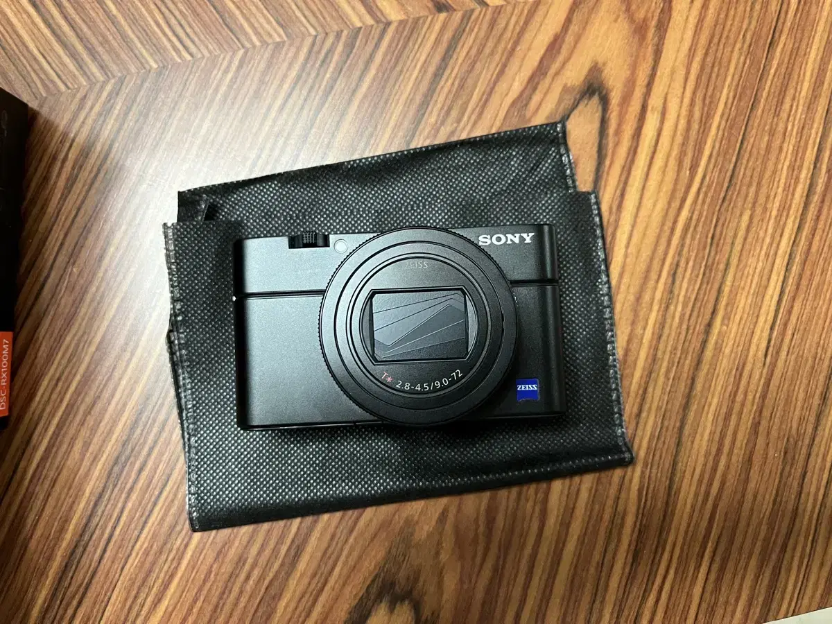 SONY RX100m7